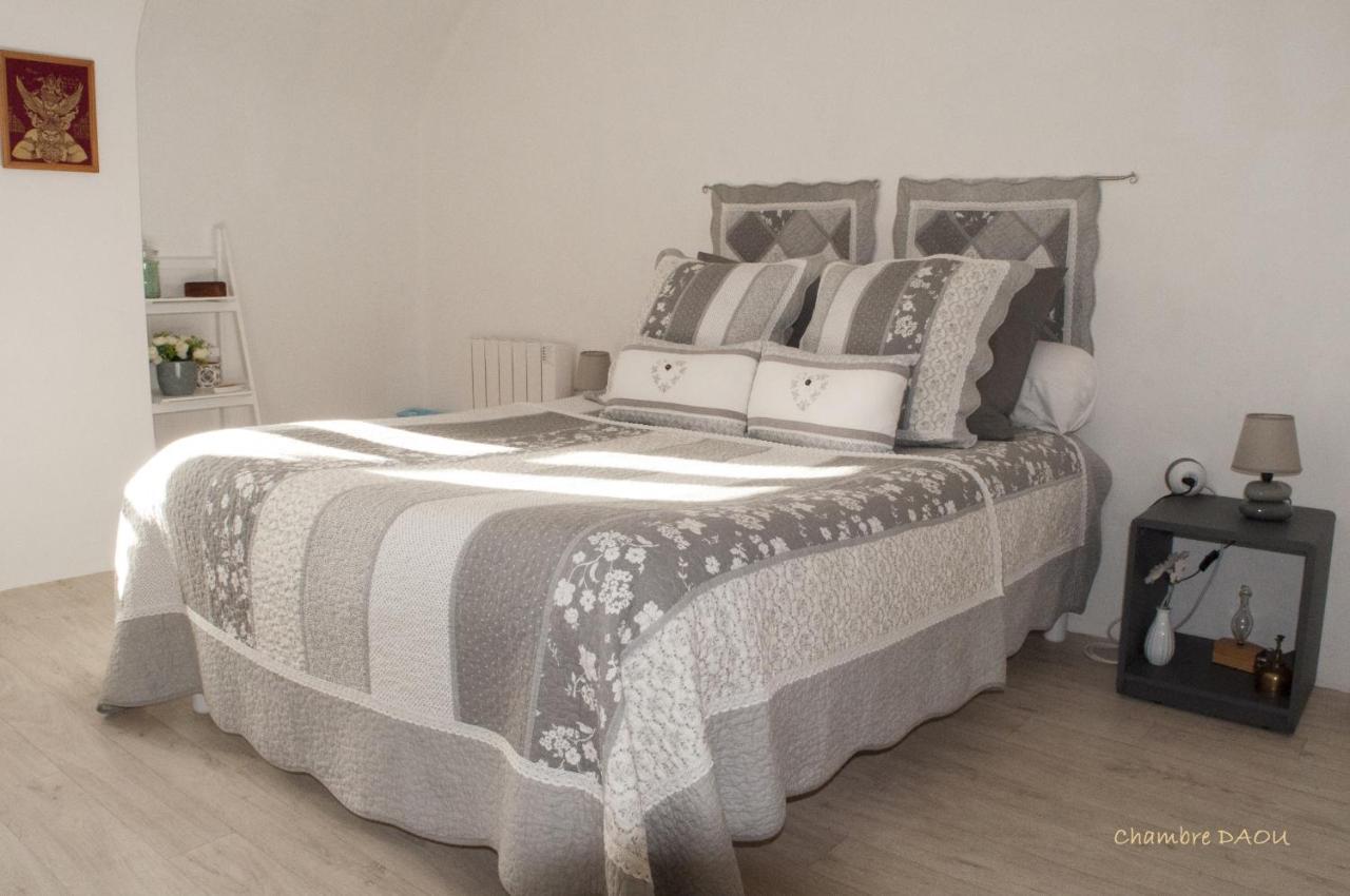 Bed and Breakfast Ty Daou Gwez Irodouer Exterior foto